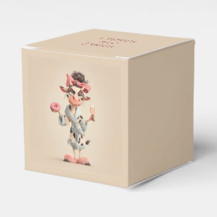 Saubere Kuh im Wellness-Center-Modus Geschenkschachtel