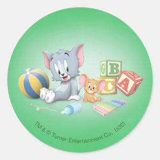 Säugling Tom und Jerry spielen mit Spielzeug Runder Aufkleber