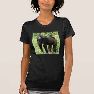 Säuglings-Tiefland-Gorilla auf der Rückseite der T-Shirt