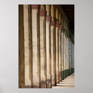 Säulen des Gebäude, Havanna, Kuba Poster