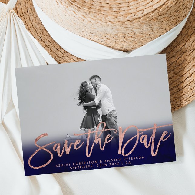 Save the Date blaues Foto der Rose Ankündigungspostkarte (Von Creator hochgeladen)