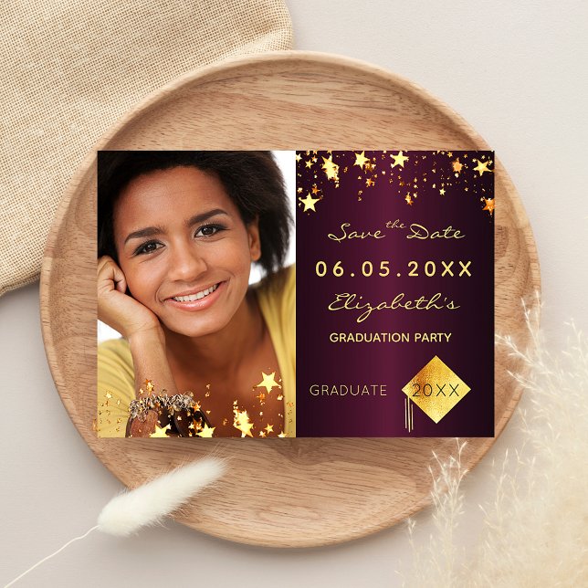 Save the Date Foto Graduierung Partei bordeauxrot Postkarte (Von Creator hochgeladen)