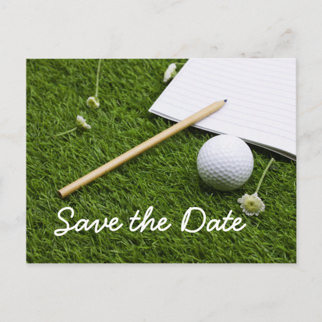 Save the Date Golfball mit Bleistift auf Grün Einladungspostkarte (Vorderseite)