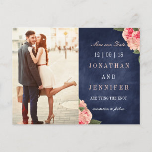 Save the Date Postkarte für Navy und Korallenflora