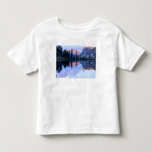 Sawtooth Wilderness, Idaho. USA. Cumuluswolken Kleinkind T-shirt