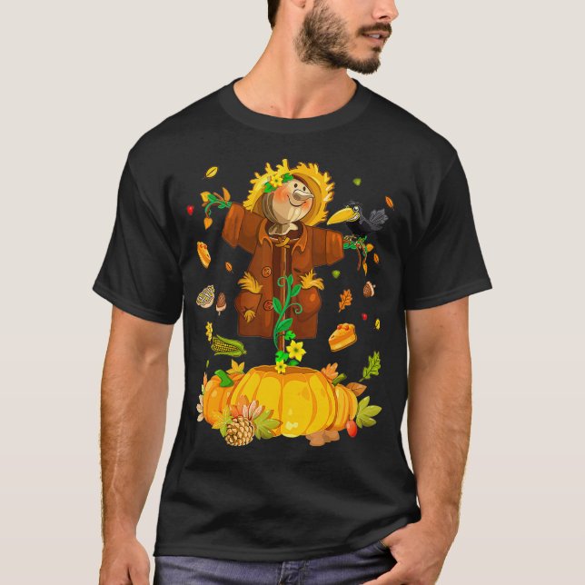 Scarecrow Autumn Hello Fall Pumpween Halloween T-Shirt (Vorderseite)