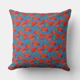 Scarlet Field Poppies auf blauem Kissen oder Kisse