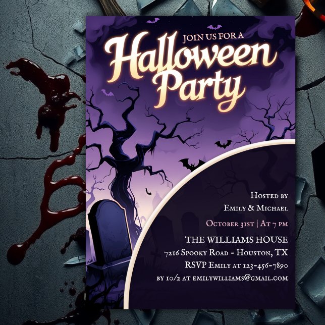 Scary Graveyard Spooky Halloween Party Einladung (Scary Graveyard Spooky Halloween Party Invitation with Purple Night Sky)