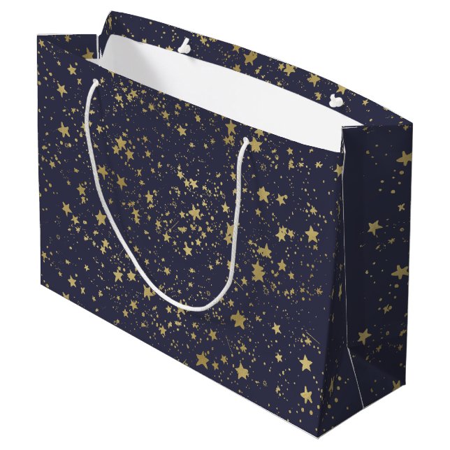 Scatter Gold Navy Blue Stars Große Geschenktüte (Rückseite Schrägansicht)