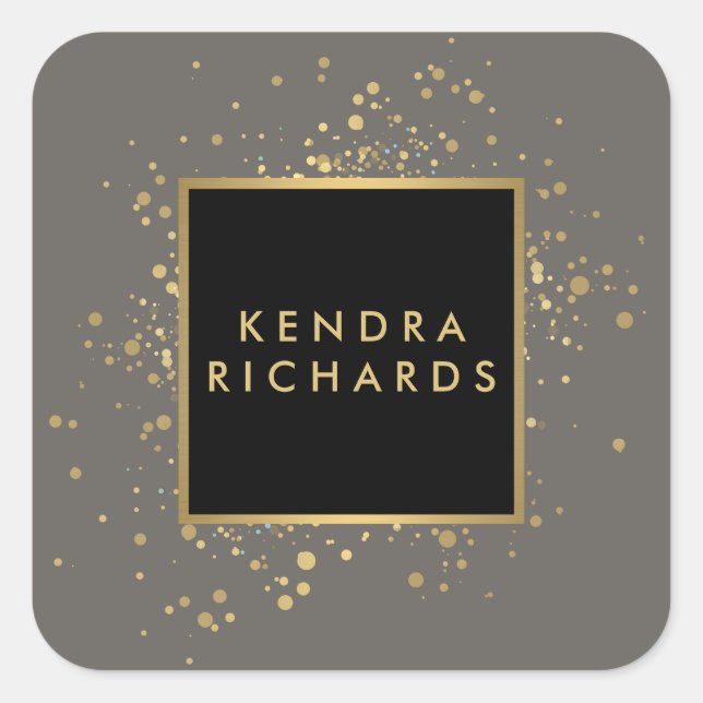 Scattered Imitate Gold Confetti auf Modern Grau Quadratischer Aufkleber (Vorderseite)