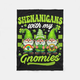 Schabernack mit meinen Gnomies St. Patrick's Day G Fleecedecke
