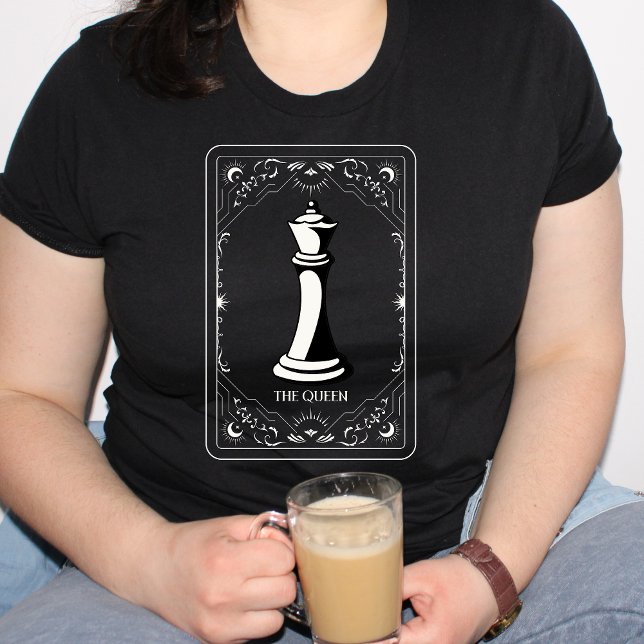 Schach-Tarot-Karte The Queen minimalistisch ästhet T-Shirt (Von Creator hochgeladen)