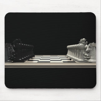 Schachbrett mit Schach-Stücken: Mousepad