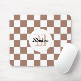 Schachbrett Quadrate Mocha-braunes Retro Monogramm Mousepad