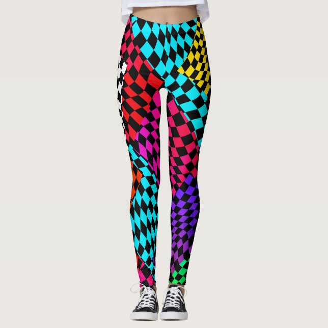 Schachbretter in extremen Leggings (Vorderseite)