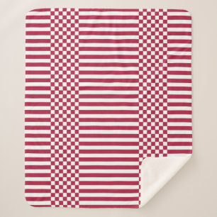 Schachbretter und Streifen mit roter und weißer Ge Sherpadecke