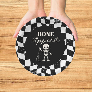Schachbrettrückwärts am KnochenHalloween Pappteller