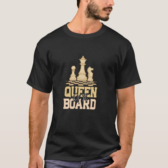 Schachbrettschachkönigin des Board T-Shirt (Vorderseite)