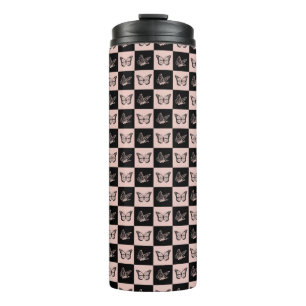 Schachiges rosa und schwarzes Schmetterlingsmuster Thermosbecher