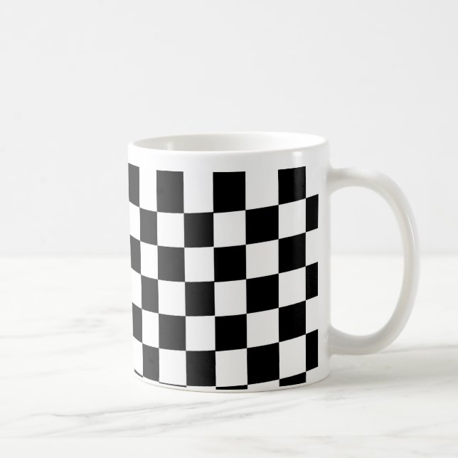 Schachspielkarriertes Rennmuster Schwarz-weiß Kaffeetasse (Rechts)