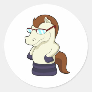 Schachstück Ritter als Pferd mit Sonnenbrille Runder Aufkleber