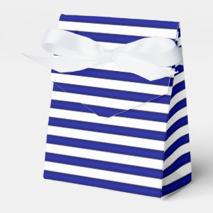 Schachtel mit blauem und weißgestrichenem Streifen Geschenkschachtel