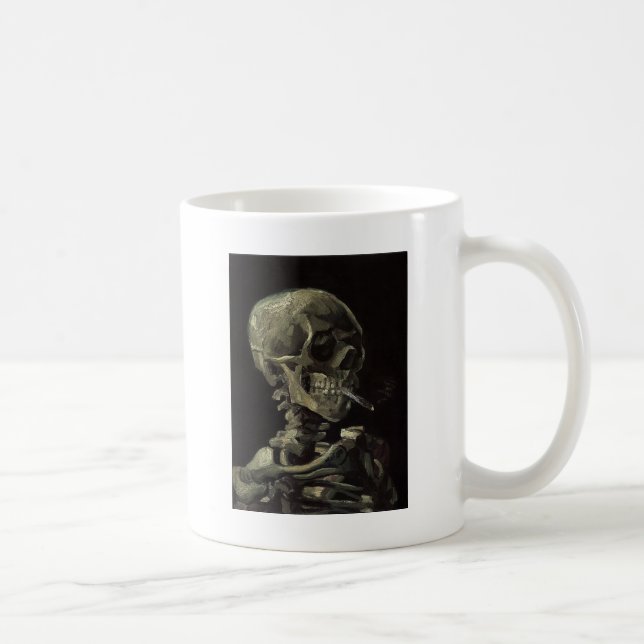 Schädel eines Skeletts mit brennender Zigarette Tasse (Rechts)