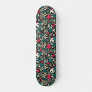 Schädel in Blume Skateboard