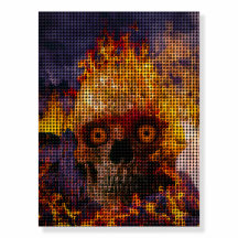 Schädel kommt mit Feuer
