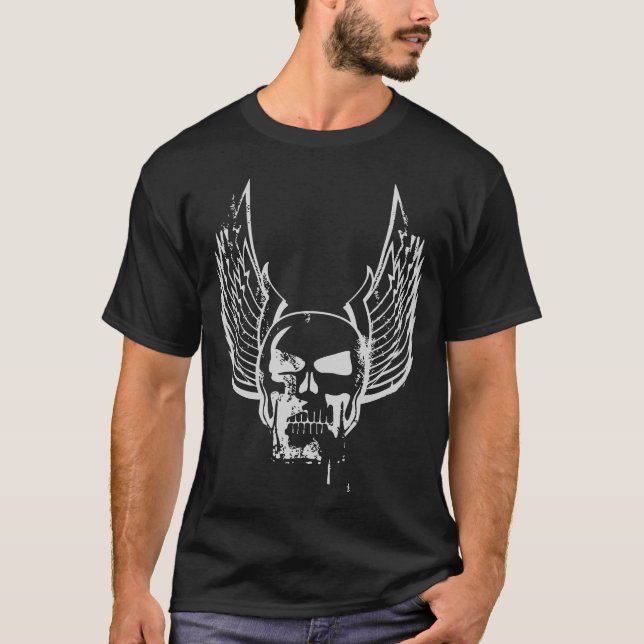 Schädel mit ätherischen Flügeln T-Shirt (Vorderseite)