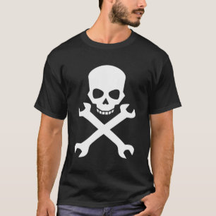 Schädel mit überquerten Gewinden für Mechanik und T-Shirt