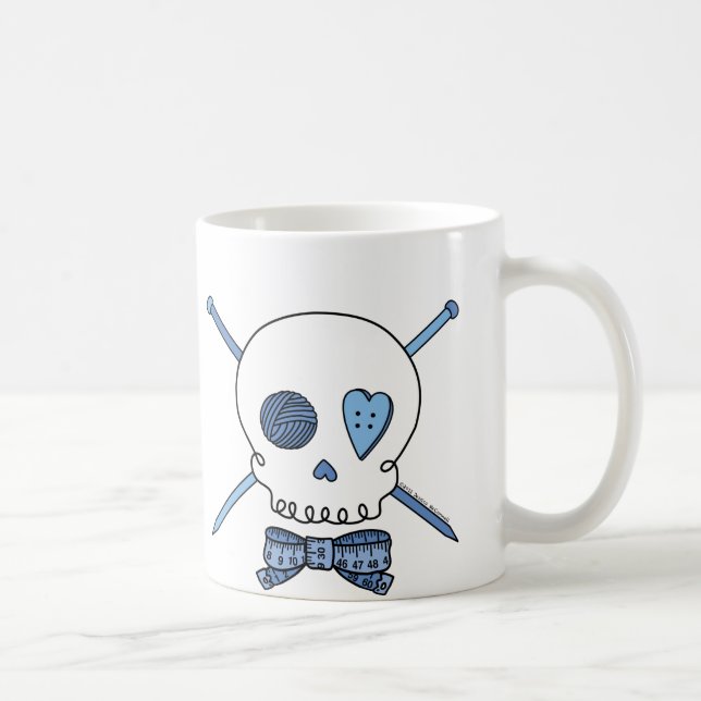 Schädel u. Stricknadeln (blau) Tasse (Rechts)