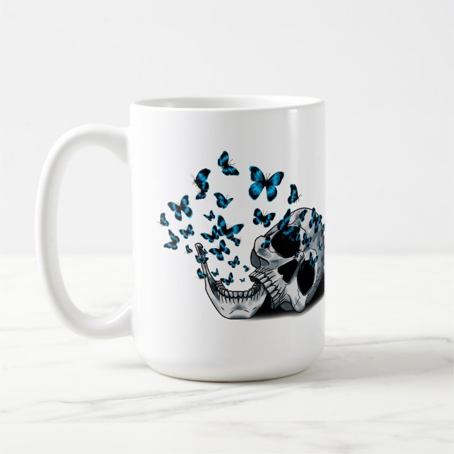Schädel und blaue Schmetterlinge weiß Kaffeetasse (Links)