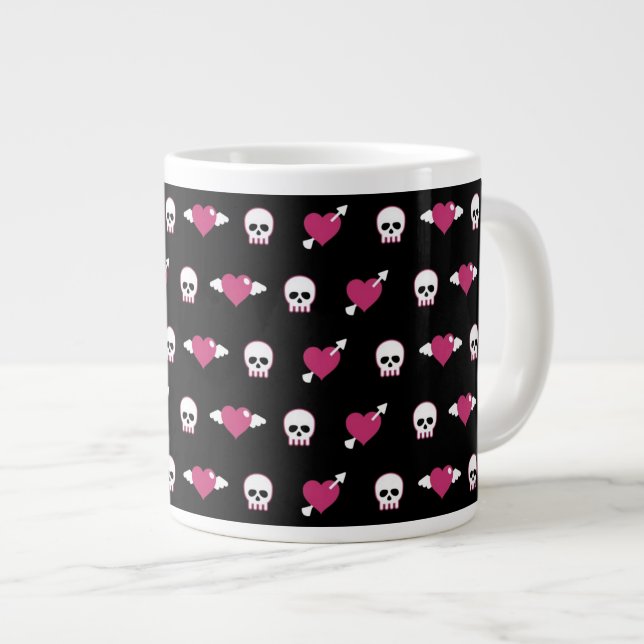 Schädel und Herzen Jumbo-Tasse (Vorderseite Rechts)