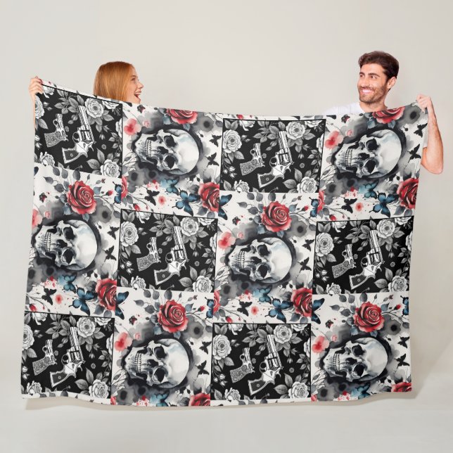 Schädel und Vintage Revolver Fleecedecke (Beispiel)