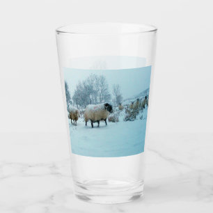 Schafe im Schnee Winterlandschaft Wildtierkunst Glas