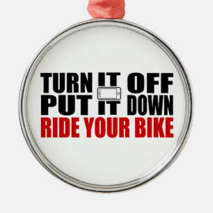 Schalten Sie es aus, legen Sie es ab, fahren Sie m Ornament Aus Metall