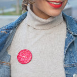 Schaltfläche mit rosa und roter Blattbezeichnung Button<br><div class="desc">Trendy Taste mit rosa Verzweigungen auf einem roten Hintergrund. Personalisieren Sie dies mit Ihrem Namen,  Ihrem Geschäft oder mit allem,  was Sie wollen!</div>