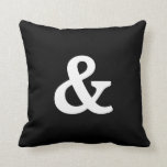 Schaltfläche "Modernes Schwarz & Weiß & (und Zeich Kissen<br><div class="desc">Dies ist ein modernes elegantes Black & White @ (und Zeichen) Button Kissen .</div>
