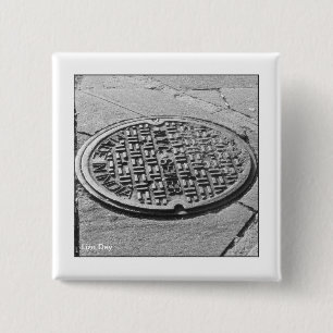 Schaltfläche NYC Manhole Cover Square Button
