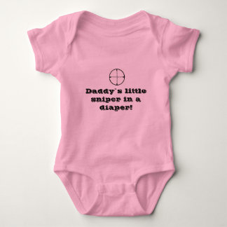 "Scharfschütze in einer Windel" Baby wachsen Strampler