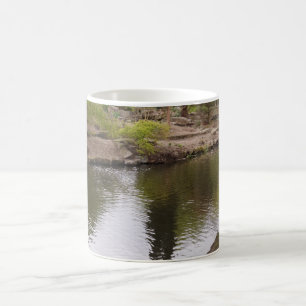 Schatten auf der White Coffee Tasse