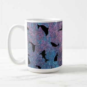 Schattenfisch Hai Wal auf Farbverlauf Galaxie Kaffeetasse