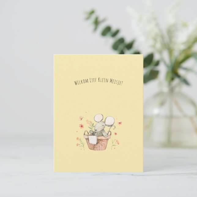 Schattige Muis Met Bloemen Welkom Nieuwe Baby  Postkarte (Stehend Vorderseite)