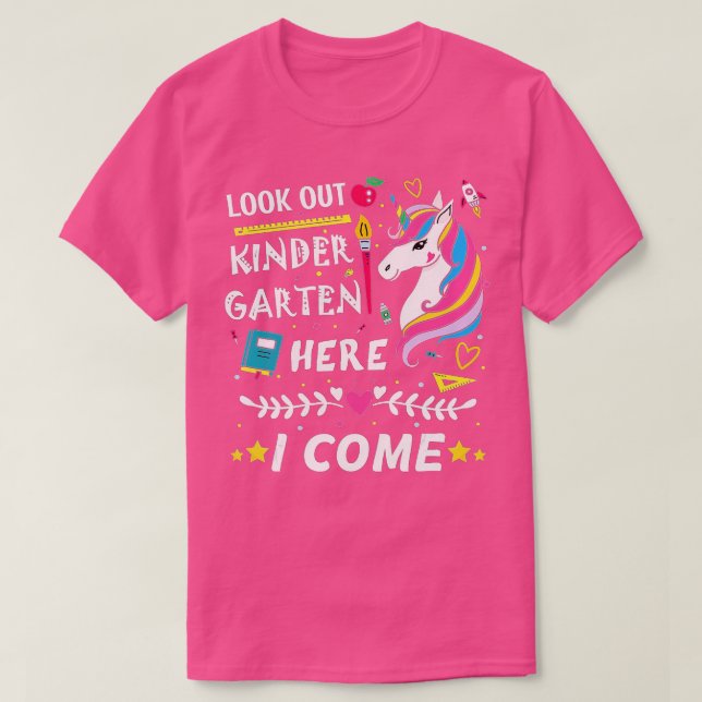 Schauen Sie sich den Kindergarten an Hier komme ic T-Shirt (Design vorne)