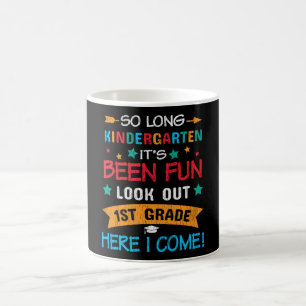 Schauen Sie sich die 1. Klasse an, ich komme Kinde Kaffeetasse