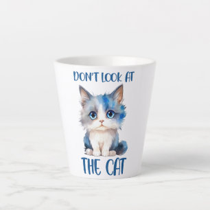Schauen Sie sich die Katze nicht an - Adorable Blu Milchtasse