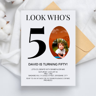 Schauen Sie, wer ist 50 50. Geburtstagsparty für M Einladung