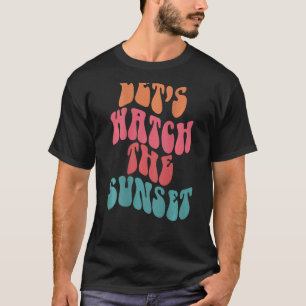 Schauen wir uns die unbedruckten Worte auf der Rüc T-Shirt