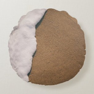 Schaum auf Sand Rundes Kissen